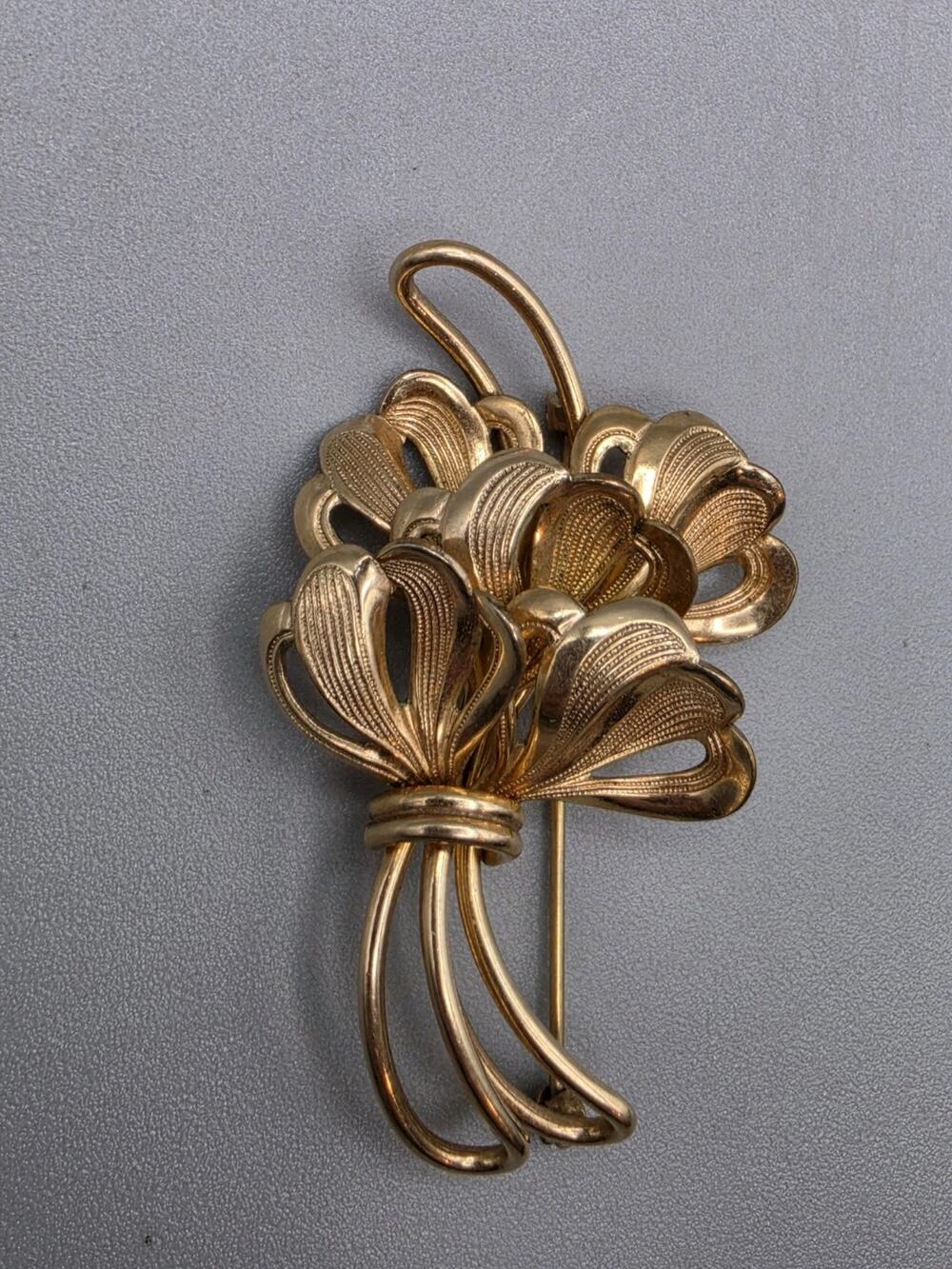 Vintage 1/20 12k GF Forstner Floral Bouquet Brooch Hollywood Regency Regal